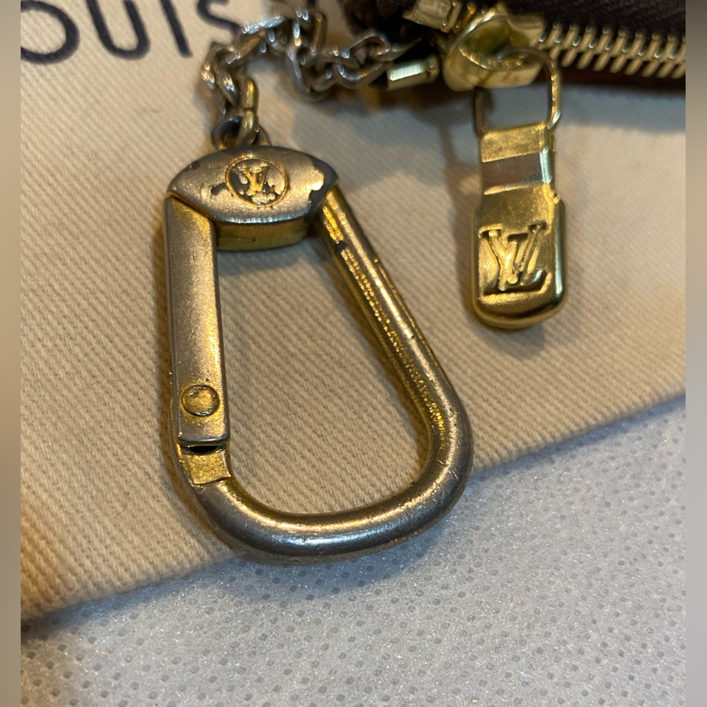 Louis Vuitton Monogram Perfo Pochette Cles - Picture 4 of 9